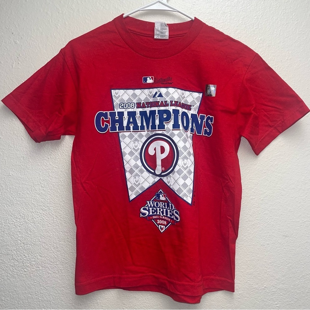 Delta Mens Phillies 2008 National League Champions Graphic T-Shirt Red Youth Med